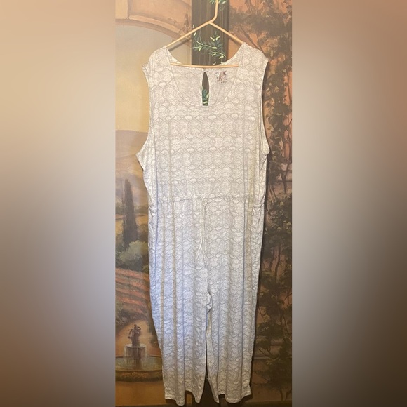 Muk Luks snake print sleeveless jumpsuit NWOT - Picture 4 of 8